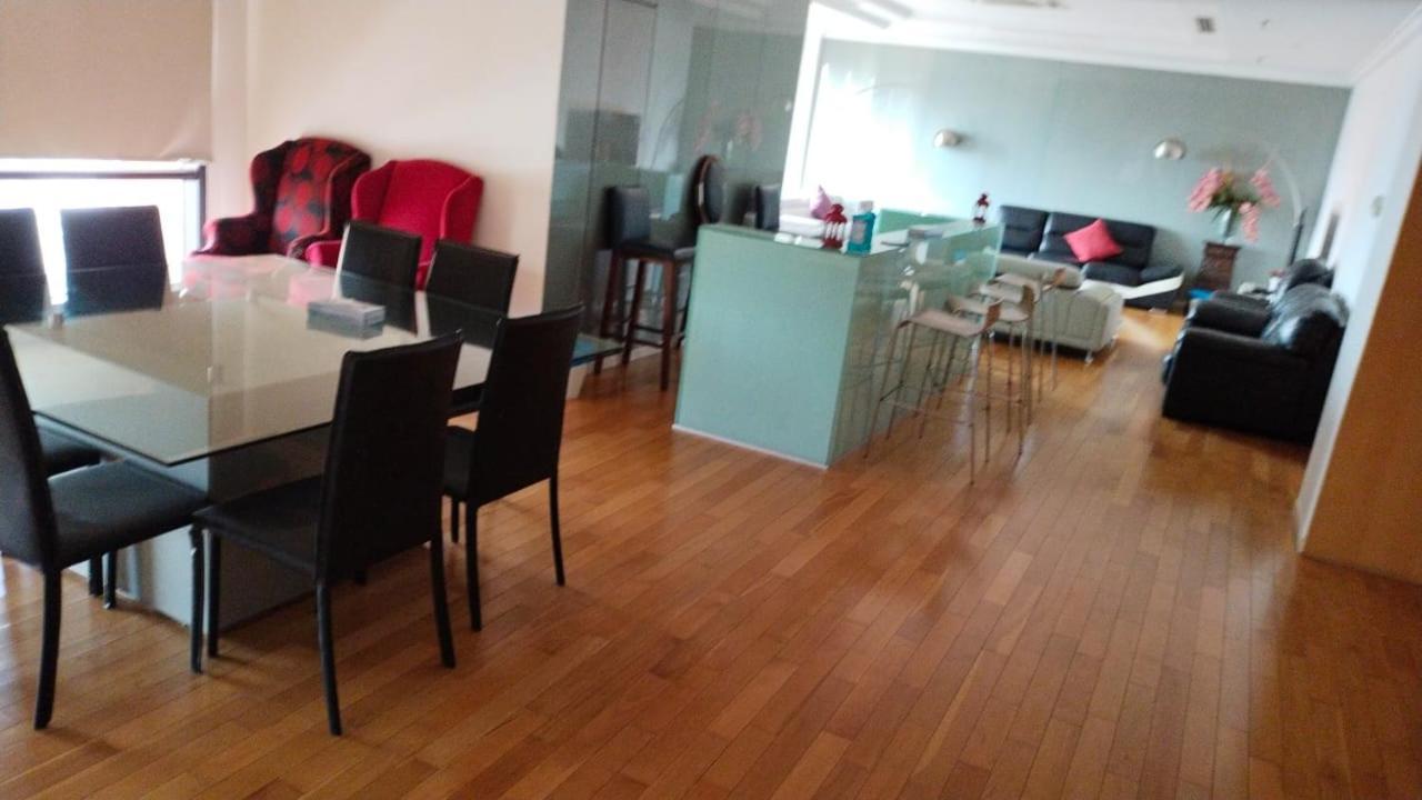 Berjaya Times Square Service Apartment, クアラルンプール エクステリア 写真