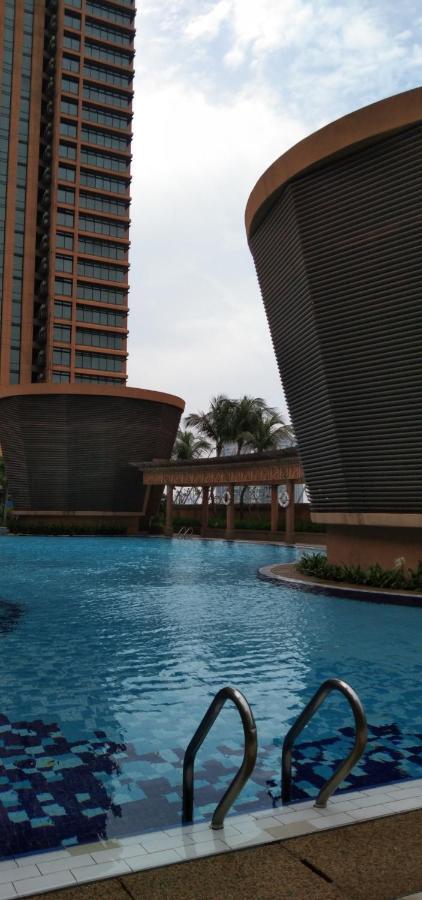 Berjaya Times Square Service Apartment, クアラルンプール エクステリア 写真